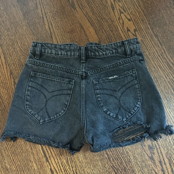 Rolla Distressed Black Duster Shorts - Picture 4 of 5